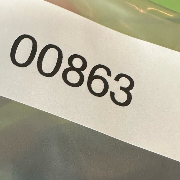 VICTORIA'S  SECRET Body by Victoria Black Lace Lined Perfect Coverage bra 38DD - Picture 9 of 9